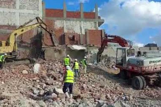 إزالة العقارات المتعارضه مع توسعات محور ٢٦ يوليو في كرداسة 