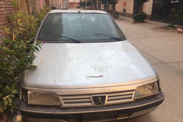 بيجو وأوبل وسيارات اسعاف بمزاد النقل البري