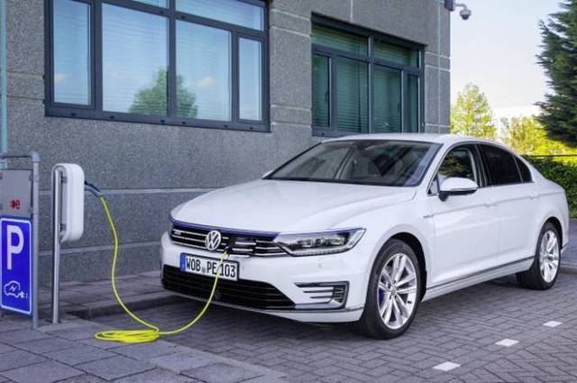 فولكس فاجن تتصدر تراخيص السيارات الكهربائية في مصر 