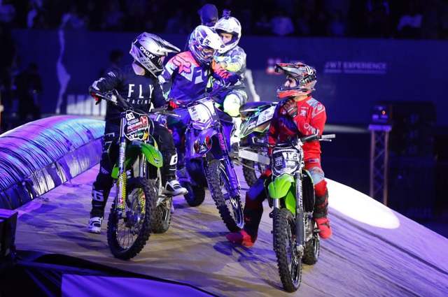 انطلاق فعاليات عرض Masters of Dirt في مكادي هايتس بالبحر الأحمر