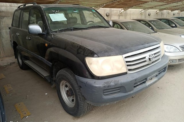 فيديو وصور .. مزاد سيارات الجهاز القومى لتنظيم الاتصالات بالقرية الذكية