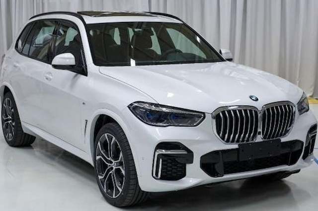 BMW X5 أصبحت أطول وأكثر فخامة
