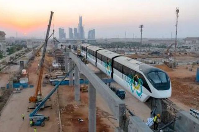 مصر تؤكد توفر الكهرباء اللازمة لمشروعات المونوريل والقطار الكهربائي LRT