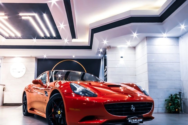 للبيع في مصر فيراري كاليفورنيا موديل 2010 بسعر ٢ مليون و٣٠٠ الف