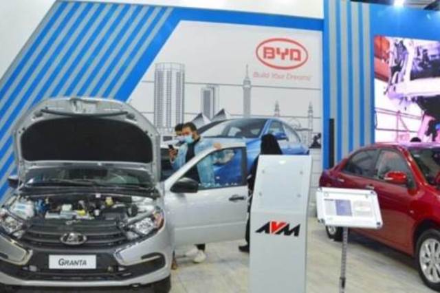 تسجيل 33 الف طلب بالاحلال وحذف 8780 طلب 