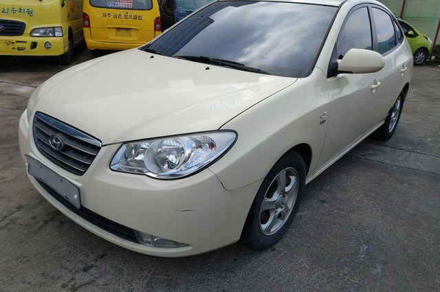 سيارة ملاكي وقطع غيار وعدد من الموتوسيكلات بمزاد جمرك بورسعيد ودمياط