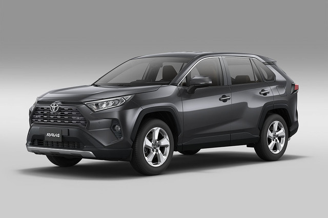 خلال مزاد حكومي .. بيع تويوتا راف بمبلغ مليون و1000 جنيه