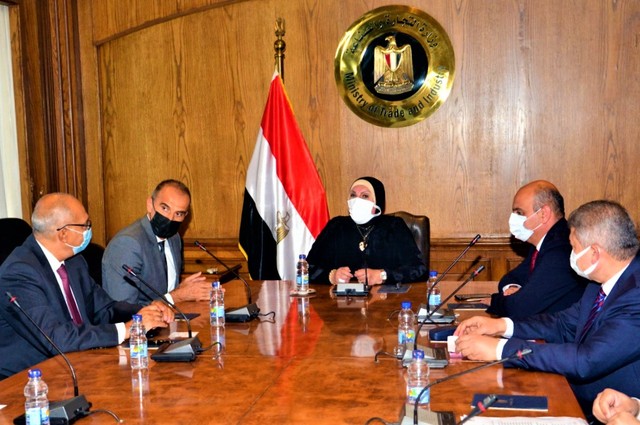 جنرال موتورز تناقش مستقبلها في مصر وتصنيع السيارات الكهربائية