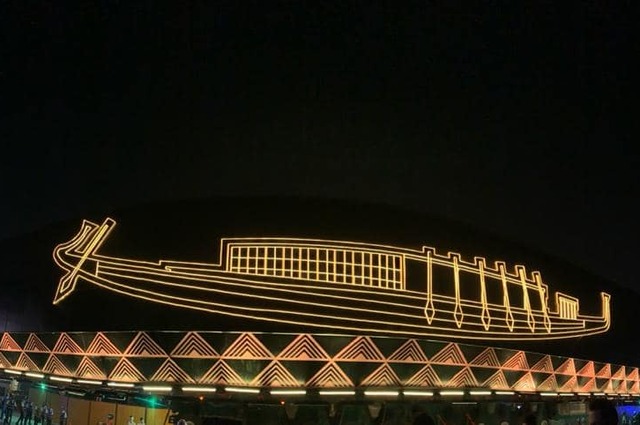 مركبة ذكية بتحكم عن بعد تنقل مركب الملك خوفو