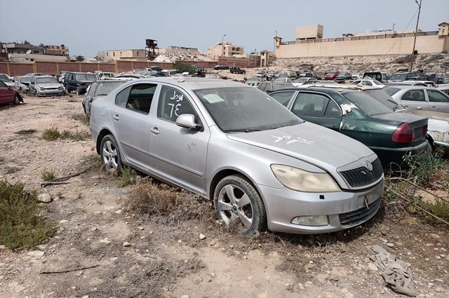 بالصور : أهم السيارات في مزاد مرور العريش في أغسطس