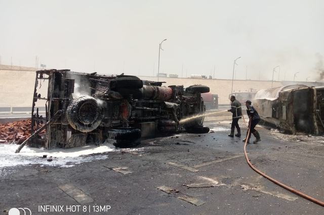 صور : سيارة مسرعة تصيب وتقتل عدد من رجال الشرطة بالدائري الأوسطي