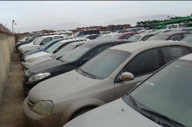 لانسر وفيات ولاندكروزر في مزادات حكومية متنوعة