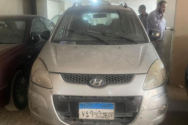 5 سيارات ملاكي في مزاد 