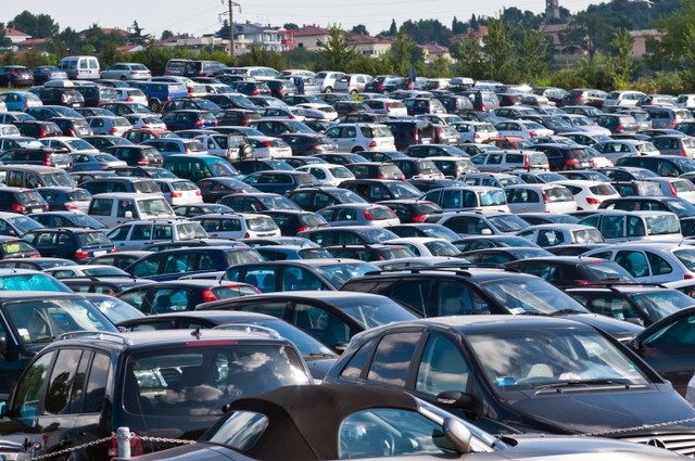 مصر تبيع أكثر من 91 ألف سيارة خلال 4 شهور فقط. 