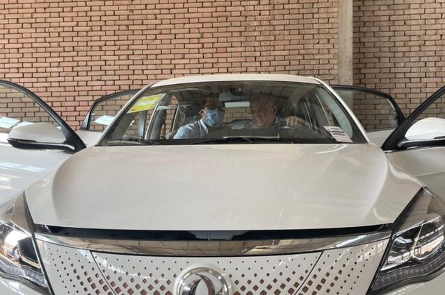 باب الحجز لم يفتح على سيارة النصر الكهربائية وتجربة السيارات مستمرة