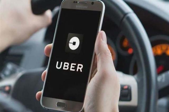 جوائز من أوبر للسائقين والركاب في رمضان