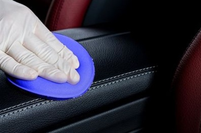 نصائح لحماية السيارة ولمعانها والحفاظ على الجلد الداخلي
