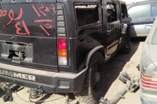 هامر ورانج روفر ومرسيدس في مزاد جمرك مطار القاهرة 