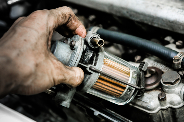 أهم الإشارات التي تدل على تلف فلتر البنزين 