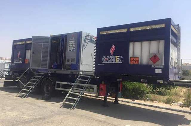 افتتاح أول محطة متنقلة لتموين السيارات بالغاز في مصر