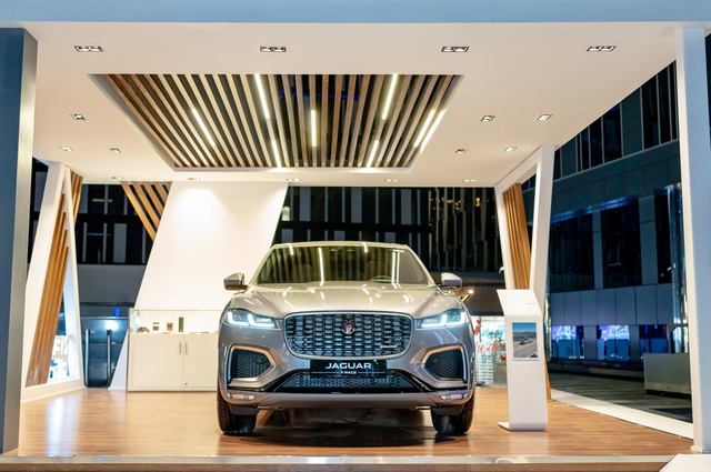 جاجوار F-PACE تعرض حتى 4 أبريل في الشيخ زايد