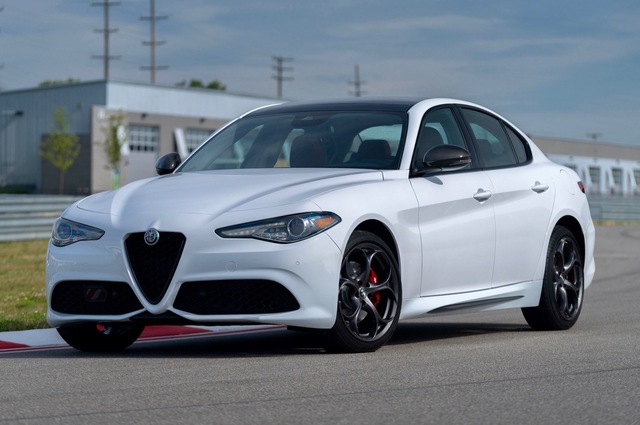 مواصفات ألفاروميو جوليا موديلات 2021 في مصر 