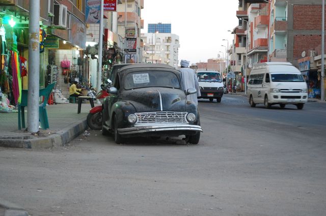 58.745 ألف طلب لإحلال الملاكي والتاكسي في مصر 