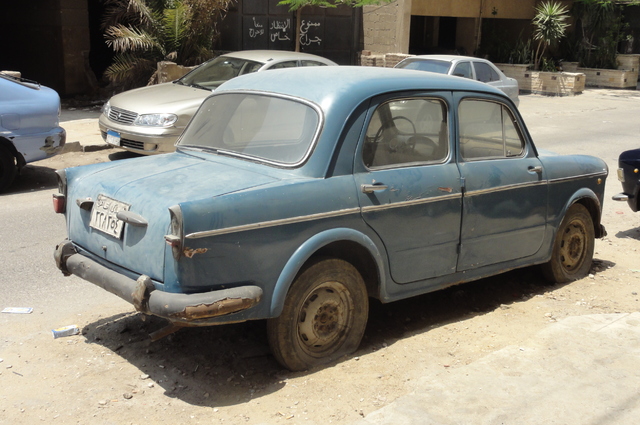 المرور سيحدد لجنة لفحص سيارات التخريد 