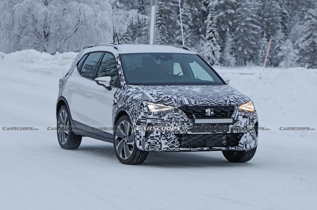 صور تجسسية لنسخة فيس ليفت من سيات أرونا 