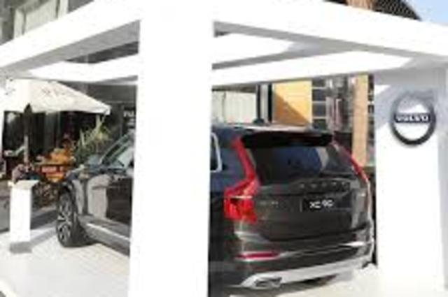 عرض عائلة فولفو XC في كايروفستيفال سيتي