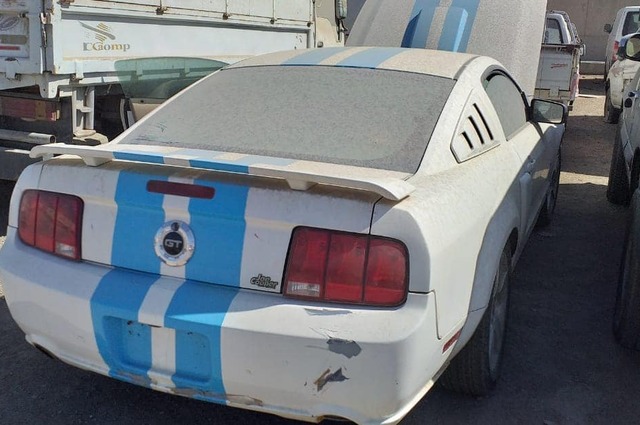 فورد موستانج وجي ام سي يوكون ومرسيدس في مزاد جمرك سفاجا