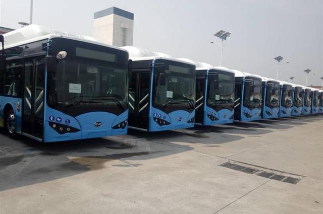 خبير يشدد على ضرورة البدء في عمليات تجميع المركبات الكهربائية