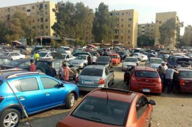 استمرار العمل على سوق السيارات الجديد في طريق العين السخنة