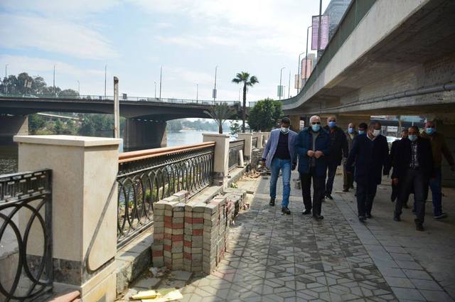 متابعة تطوير كورنيش النيل في مناطق الدقي والعجوزة