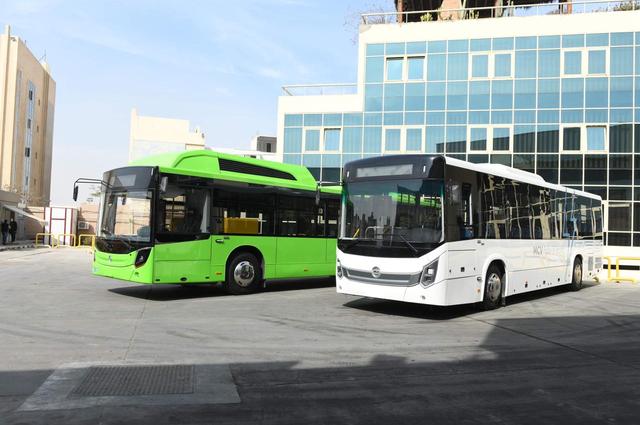 تصنيع أتوبيسات مرسيدس كهربائية وغاز في مصر عبر MCV 