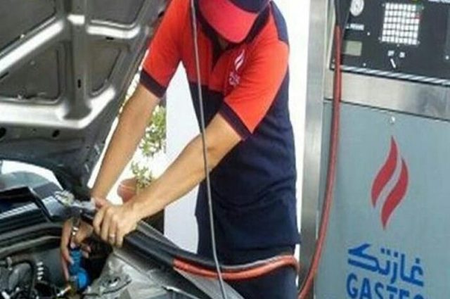 افتتاح 170 محطة غاز طبيعي للسيارات بمصر في فترة شهر