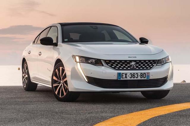 تعرفوا على أكثر السيارات السيدان من الفئة المتوسطة مبيعاً في مصر