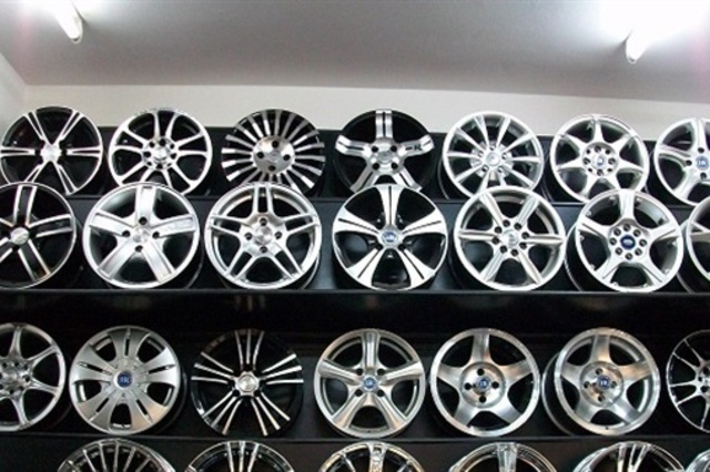 فتح مظاريف خط انتاج جنوط السيارات بمصر