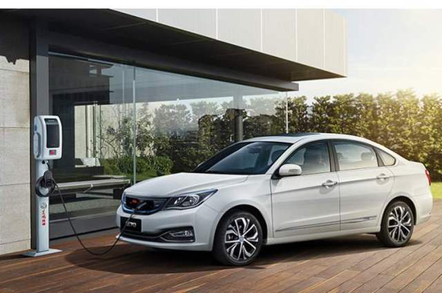 توقيع اتفاق عودة النصر للسيارات للحياة 