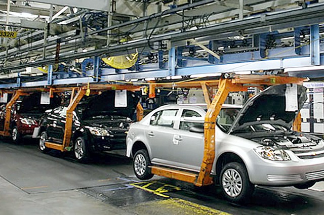 خبير يطالب بتوفير مناطق صناعية لحوافز ضريبية وجمركية لصناعة السيارات