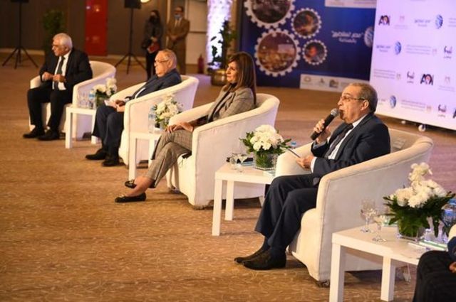 وزير الانتاج الحربي : مصر قادرة على أن تكون مركز اقليمي لصناعة السيارات