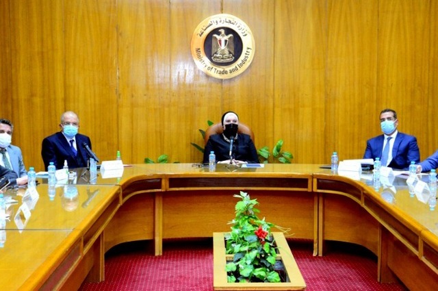 الاعلان عن معرض لتكنولوجيا تحويل وإحلال السيارات للعمل بالغاز الطبيعى  