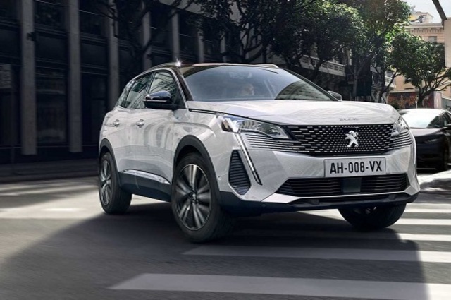 انطلاق بيجو 3008 الجديدة الفيس ليفت في مصر