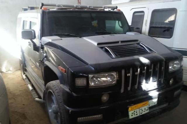 هامر ومرسيدس وBMW وكامارو في مزاد جمرك مطار القاهرة والاسكندرية