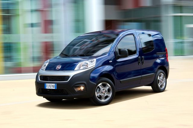 فيات تقدم سيارة فيورينو الغاز الطبيعي في مصر بسعر 225 ألف جنيه