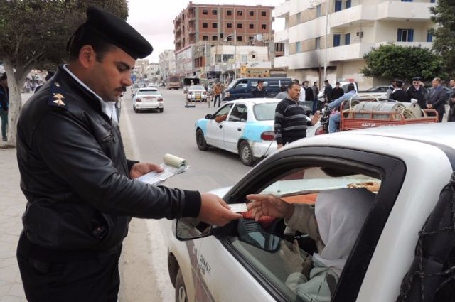 ضبط أكثر من 4000 مخالفة مرور في يوم واعادة سيارة مسروقة