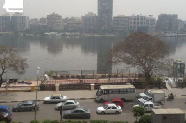 غلق جزئى لشارع النيل ولشارع عبد  المنعم رياض بالدقى 