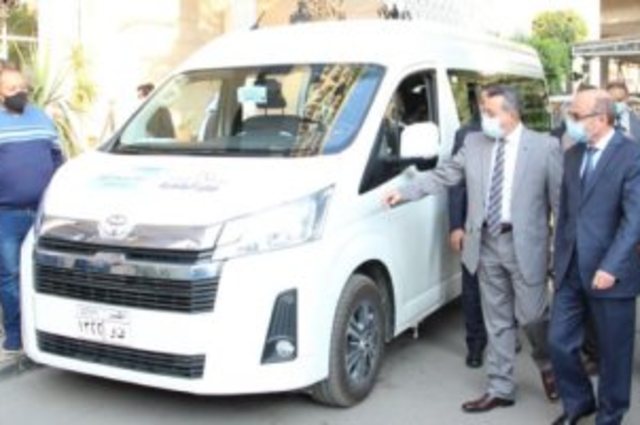 أول سيارة متنقلة لتقديم خدمات الشهر العقاري في مصر