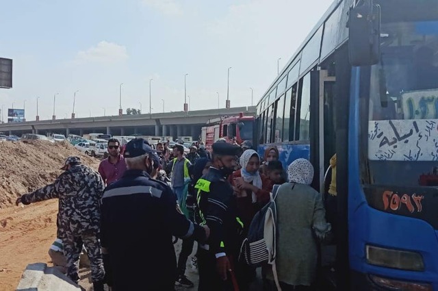 أتوبيس رحلات ينقلب برحلة مدرسية في القاهرة اليوم