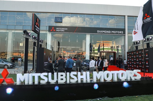 صور : صالة عرض ميتسوبيشي الجديدة في القطامية 